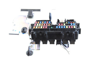 Блок предохранителей Infiniti Q50