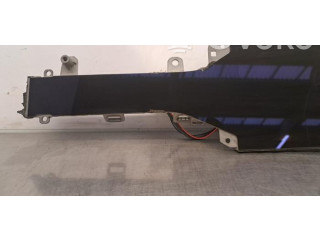 Панель приборов Tesla Model S