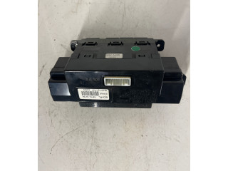 Дисплей    957101H300   KIA Ceed