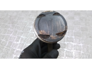 Поршень Kolben mit Pleuel 04ER Volkswagen Jetta USA