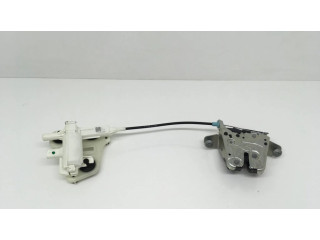 Замок задней крышки