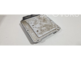 Řídící jednotka 03L906022GT   Volkswagen Tiguan 2011