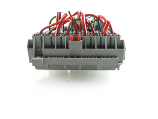 Блок предохранителей  8690698   Volvo XC90    