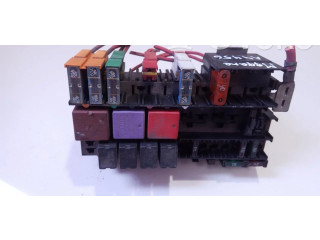 Pojistková skříňka 7703297988 Renault Megane 2001