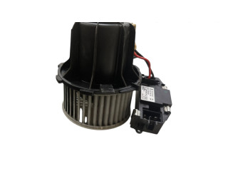 Вентилятор печки    8K1820021   Audi A5 8T 8F