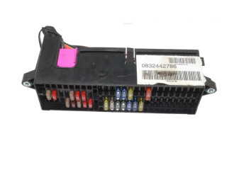 Pojistková skříňka Блок монтирования реле    Volkswagen Tiguan 2008