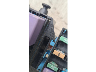 Pojistková skříňka 8200003634 Renault Espace IV 2003