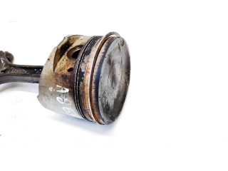 Píst Hyundai Santa Fe pro benzínový motor 2.4