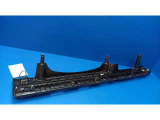 Другая деталь отделки багажника