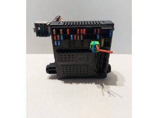 Блок предохранителей 30728542, 12243779 Volvo S60