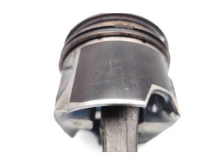 Píst Volkswagen Touareg II CASA