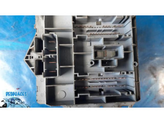 Блок предохранителей 51742420   Alfa Romeo GT    