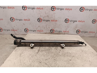 Топливная рампа 30777759, 0445215025   Volvo V70  