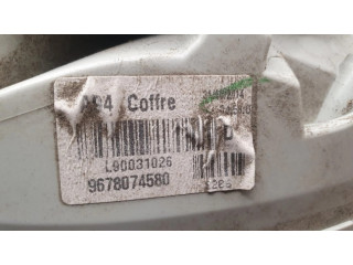 Задний фонарь правый 9678074580    Peugeot 2008 I   2013-2019 года