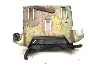 Pojistková skříňka Блок управления двигателем ECU 0261207231 Seat Cordoba (6K) 1994