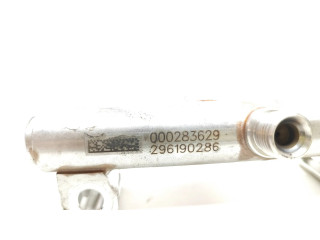 Топливная рампа 000283629, 296190286 Maserati Levante 3.0