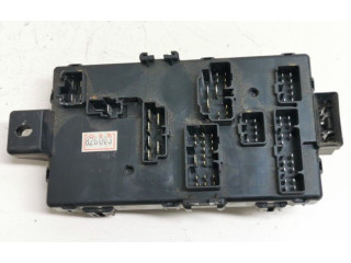 Блок предохранителей Daihatsu YRV