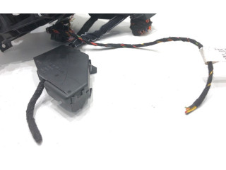 Блок предохранителей 517941395B Skoda Karoq