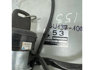 Řídící jednotka 88215AE000, 22611AE151 Subaru Outback 2002