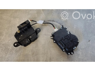 Zámek zadních dveří 7348531, 7348530   BMW 2 F46 2017