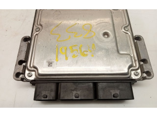 Блок управления двигателя 237106319R Dacia Dokker