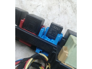 Pojistková skříňka 1K0937125C, 1K0937629A Volkswagen Golf VI 2010