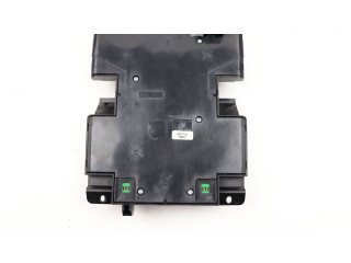 Блок управления климат-контролем 8697155   Volvo V50