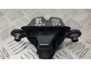 Замок задней крышки