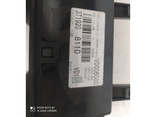 Přístrojová deska  Skoda Superb B6 (3T) 2011 3T1920811D, V0006000  