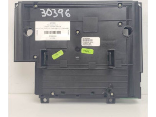 Блок управления климат-контролем 30782904   Volvo V70