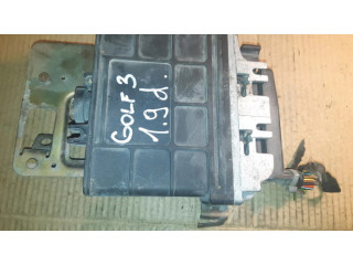Блок управления двигателя 8D0907557T, D06 Volkswagen Golf III