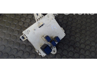 Блок предохранителей Lexus IS 200-300