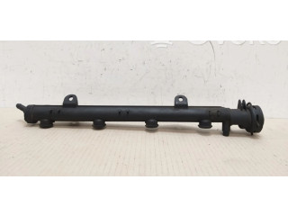 Топливная рампа 032133319A, 032133319A   Volkswagen Polo III 6N 6N2 6NF   для двигателя AHS