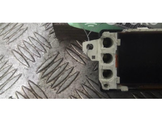 Дисплей    9822637880   Peugeot 207