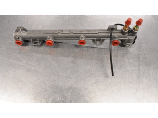 Топливная рампа    Volkswagen Polo III 6N 6N2 6NF  