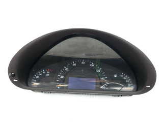 Přístrojová deska Mercedes-Benz C W203 2004 A2035403147, 110080231005