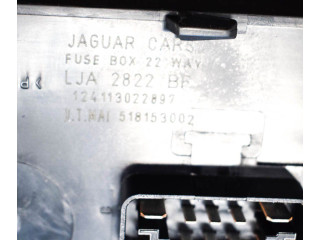 Блок предохранителей LJA2822BF Jaguar XK8 - XKR