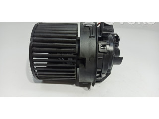 Вентилятор печки    272108177R   Dacia Sandero