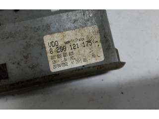 Дисплей 8200121175 Renault Twingo I