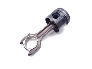  Поршень с шатуном M47D20(204D4) M47D20  BMW X3 E83 для дизельного двигателя 2.0