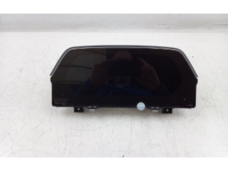 Панель приборов Audi e-tron