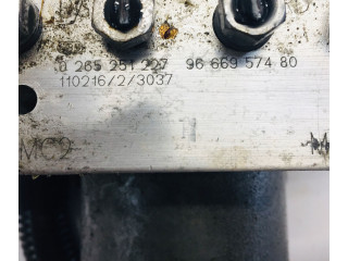 Блок АБС 9666957480 Peugeot 308 2007 - 2013 года