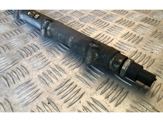 Топливная рампа 30622085, 000580L1   Volvo XC90  