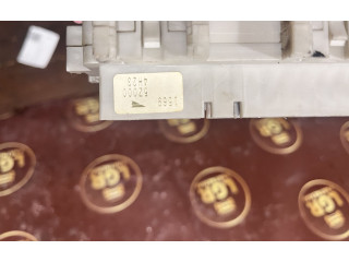 Pojistková skříňka Nissan Quest 2005