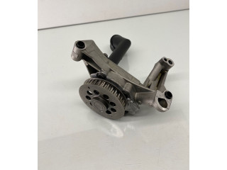 Масляный насос 03L115105B, 11021000 Skoda Octavia Mk2 (1Z)