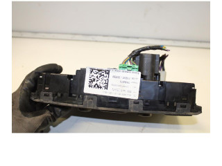 Блок управления климат-контролем 05W40E05, 30746025 Volvo XC90