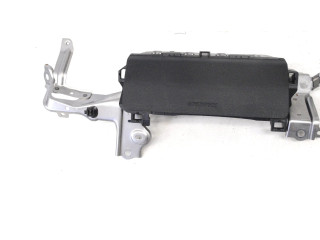 Подушка безопасности для колен 0589P1000369 Lexus IS III XE30