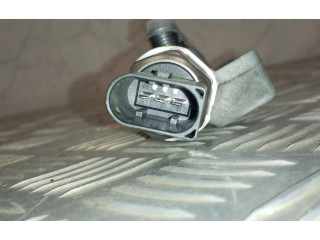 Vstřikovací lišta 057130089Q Volkswagen Touareg II CKDA