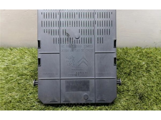 Блок предохранителей  281197595, 281197595   Peugeot 5008    