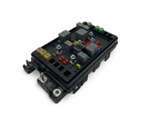 Блок предохранителей  15120876   Chevrolet TrailBlazer    